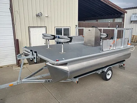 UTL-14&trade; Commercial Pontoon Boat