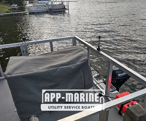 UTL-14R™ Commercial Pontoon Boat