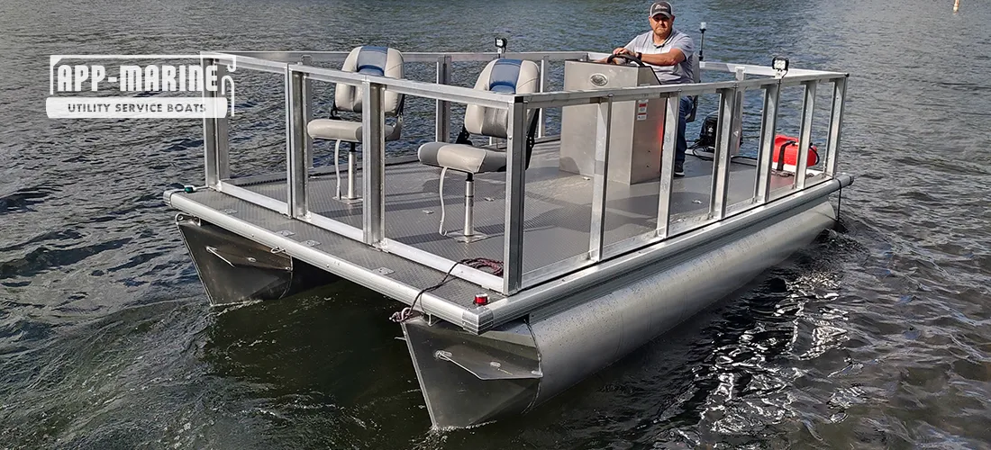 UTL-14R™ Commercial Pontoon Boat