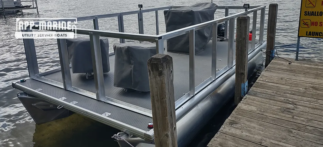 UTL-14R™ Commercial Pontoon Boat