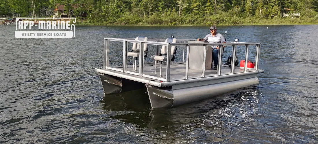 UTL-14R™ Commercial Pontoon Boat