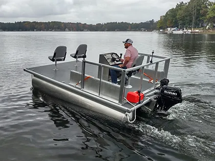 UTL-14&trade; Sports Pontoon Boat