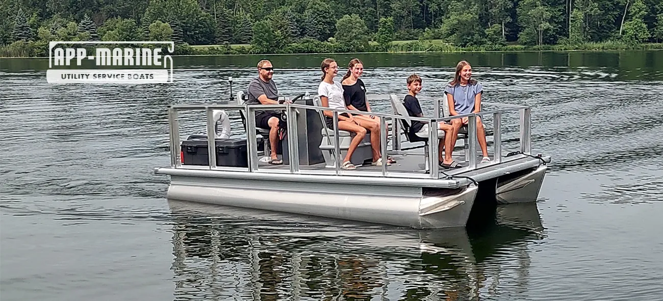 UTL-14R™ Sport Pontoon Boat