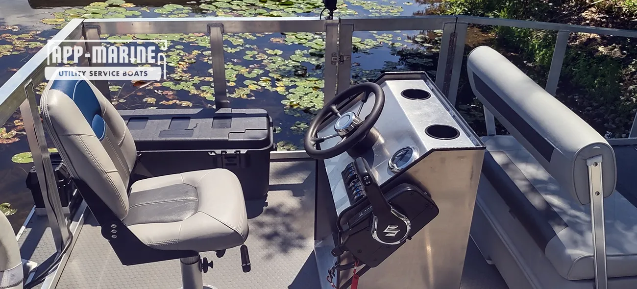 UTL-14R™ Sport Pontoon Boat