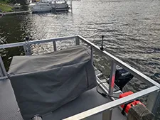 UTL-14R&trade; Sport Pontoon Boat